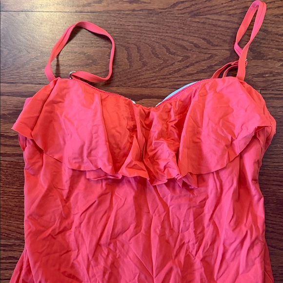 Laundry By Shelli Segal Red Pink Ruffle Detail One Piece Bathing Suit Sz XL! - Picture 3 of 10